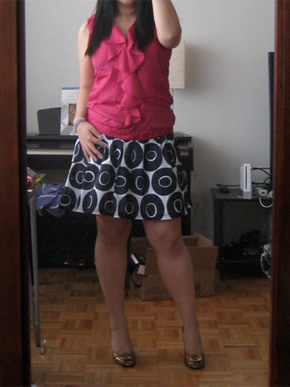 Banana Republic Silk Cascade Ruffle Shell Banana Republic Silk Cascade Ruffle Shell