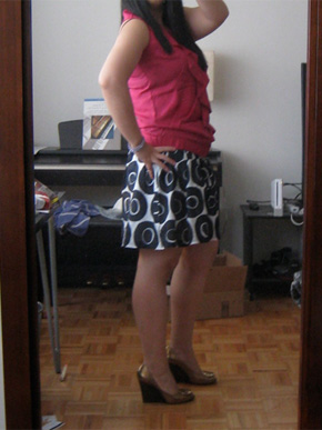 Banana Republic Silk Cascade Ruffle Shell Banana Republic Silk Cascade Ruffle Shell